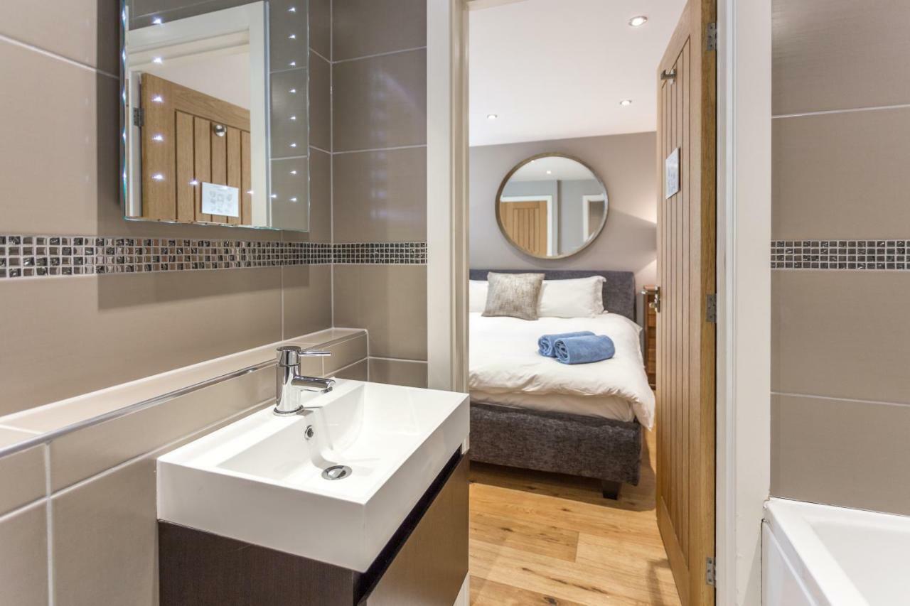 The Sweet Mews - Large 4Bdr Home Londra Exterior foto